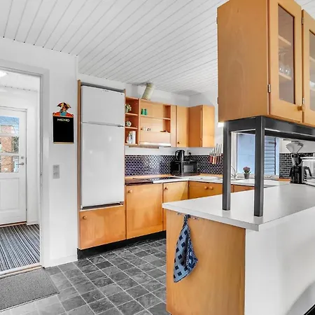 Cozy In With Kitchen * Tarm