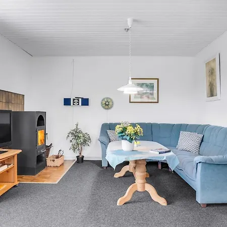 Cozy In With Kitchen Tarm